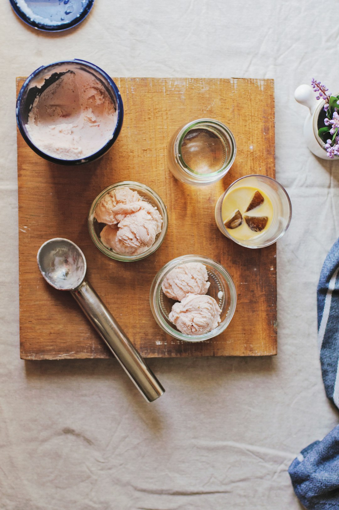 Authentic Spanish Ibrico Flavors Meet Creative Gelato Twists with Aniseed Delight
