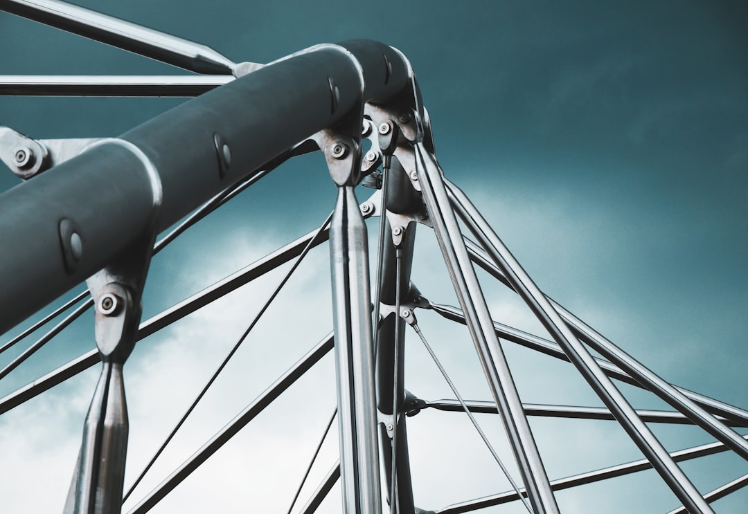Data Pipeline Analyzer for Raw Optimization Insights
