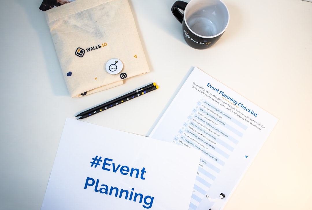 Managing Case Bindings Through EventTriggered Lifecycle Operations