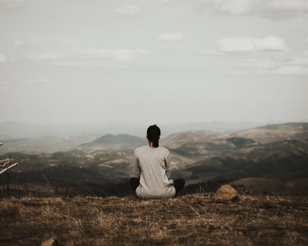 Mindfulness Techniques for Emotional Balance and Inner Calm Guidance
