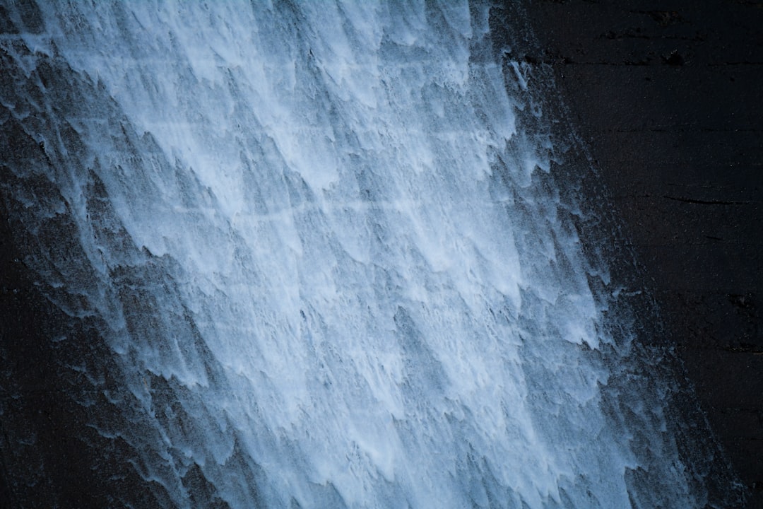 Cascading Configuration Options for Optimal Feature Performance Features