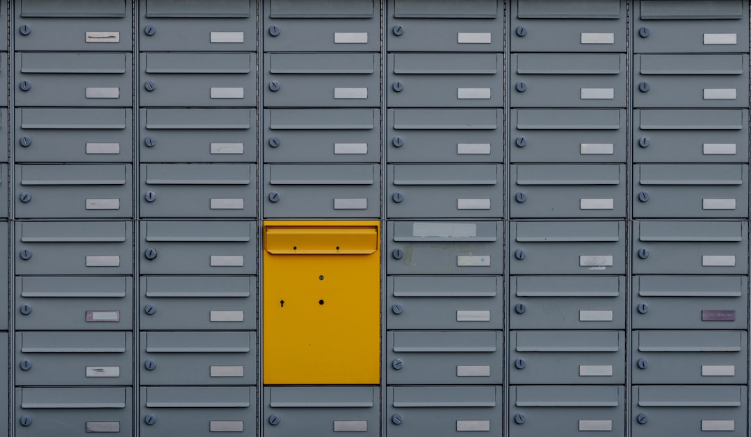Visualizing Local Data Mapping Storage for Multimedia Insights