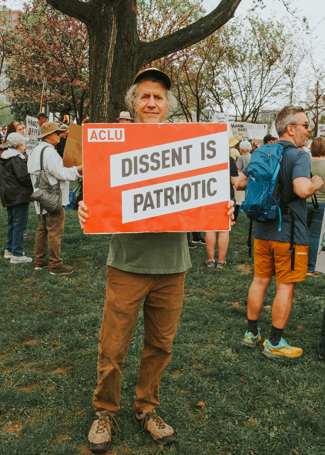 When Dissent Becomes Just a Connection
