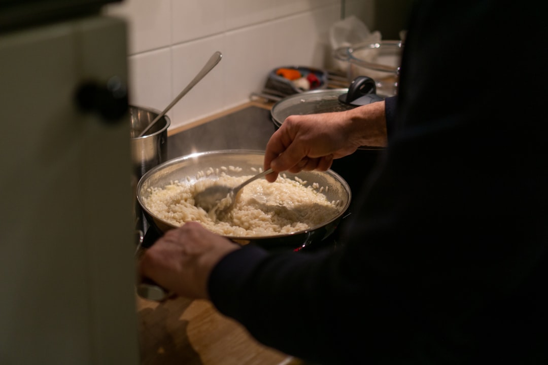 Delicious Broiler Alfredo with Mozzarella and Maracon Pasta