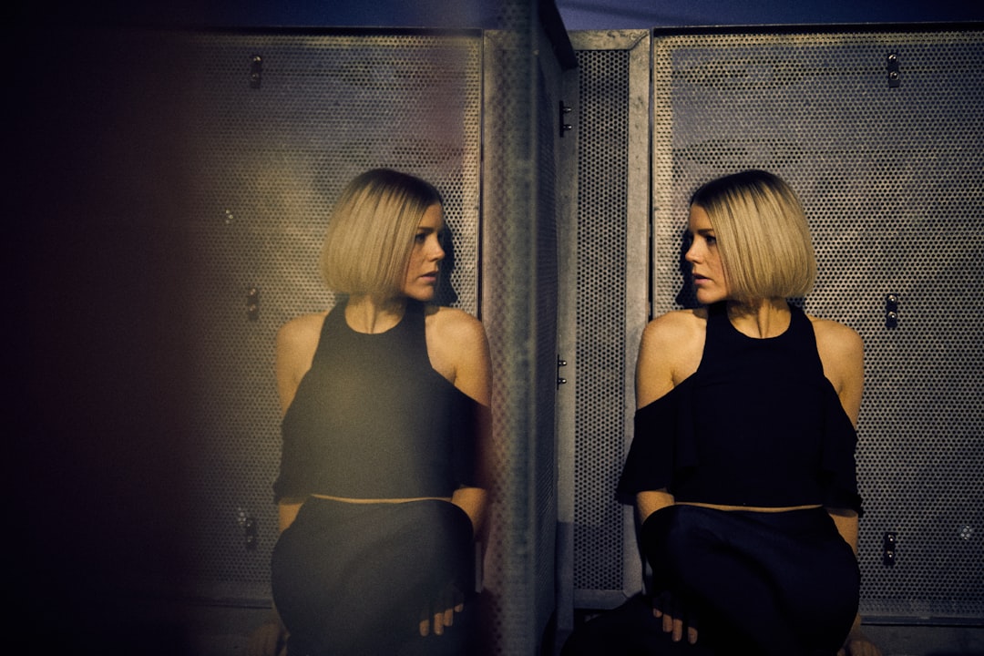 Find Your Posture and Reflect on Soul